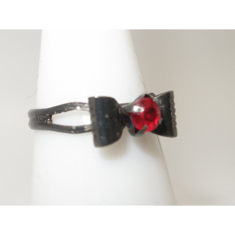 Small Adjustable Vintage Ring Red Stone Bow Shape Size 6 - Picture 8 of 11